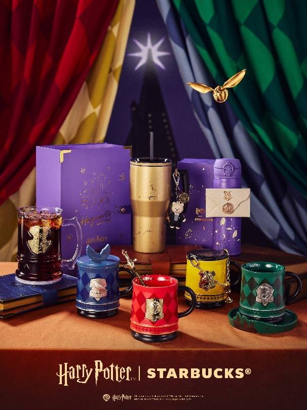 庆典系列登场创造节日“魔法”联结开元棋牌星巴克哈利·波特联名冬日(图2)